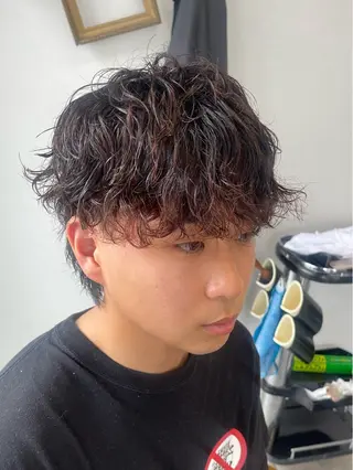 パーマ メンズ ｼﾉｻﾞｷ ｷﾅのヘアスタイル