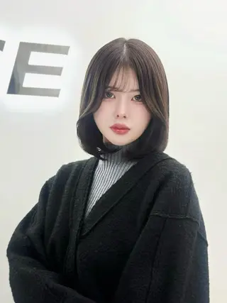 ミディアム カラー ヘアアレンジ 縮毛矯正🤍 盛れるボブ/ひかりのヘアスタイル