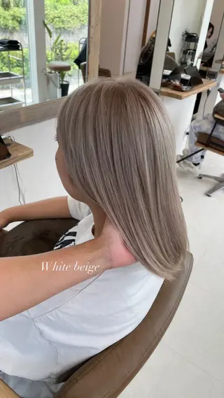 ミディアム 鈴木 妃帆未のヘアスタイル