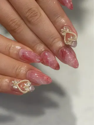 ネイル yume 大人ガーリーネイルのネイルデザイン