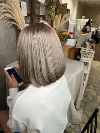 ミディアム エクステ・髪質改善・ ブリーチ・吉田大介のヘアスタイル