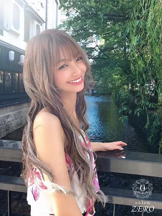 ロング カラー ヘアアレンジ Hair Make Salon ZEROのヘアスタイル