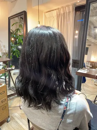 ミディアム カラー 艶感/レイヤーカット 🌐Taketoのヘアスタイル