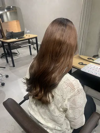 ロング イヌマル アユ / Fier umedaのヘアスタイル