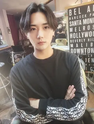 ショート sinistra シニストラ　足利山下店所属・再来率94％原宿足利 表参道★シニストラのヘアスタイル