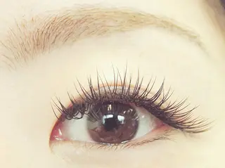 マツエク・マツパ é(acute e) アキュート エのマツエク・マツパデザイン