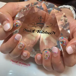 ネイル ネイルリボン 受付スタッフのネイルデザイン