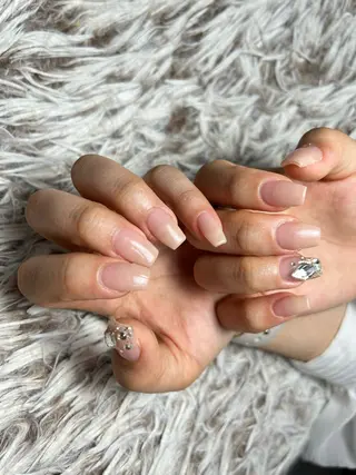 ミディアム ネイル ✴︎ Delightのネイルデザイン