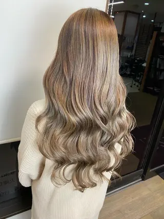 ロング カラー ブリーチカラー🫧 森　凪沙のヘアスタイル