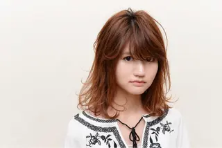 セミロング 似合わせカットカラー 🌿つじおかるみのヘアスタイル