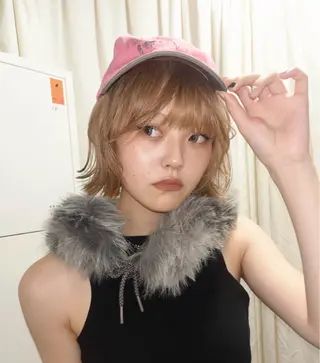 ショート カラー miu🪅縮毛矯正 モデル募集のヘアスタイル