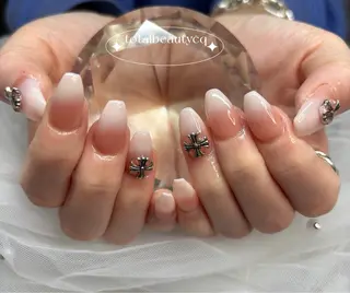 ネイル トータルビューティー CQのネイルデザイン