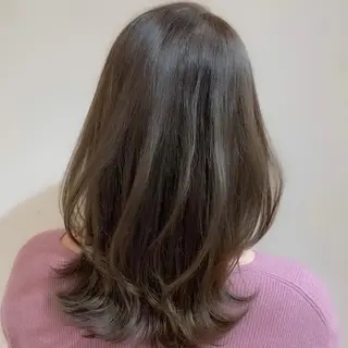セミロング カラー 顔まわりカット🌟 くびれヘア/寺門遥輝のヘアスタイル