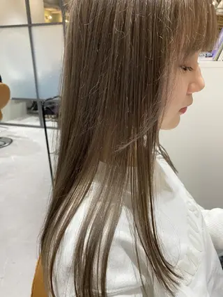 ロング カラー レイヤー べージュ 白石研太のヘアスタイル