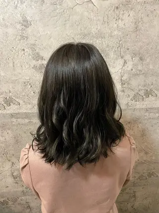 カラー 近藤 龍青のヘアスタイル