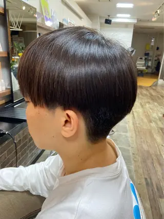 メンズ イツキ🌕デザインカ ラー🥨髪質改善🫧のヘアスタイル
