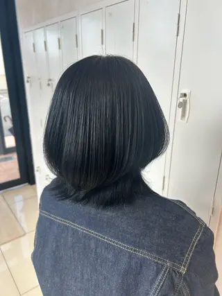 カラー 小林 亜紀のヘアスタイル