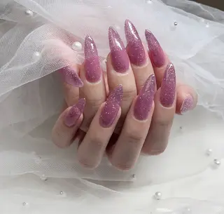 ネイル KARI ネイルサロンのネイルデザイン