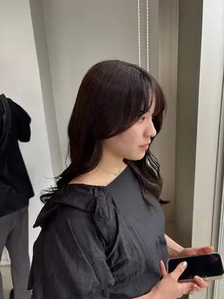 ロング カラー EIGHT /SHU🩶のヘアスタイル