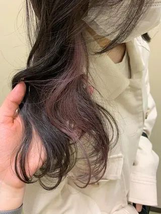 ミディアム ayaka 縮毛矯正レイヤーのヘアスタイル