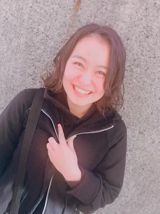 ミディアム カラー パーマ ヘアアレンジ ちこ .のヘアスタイル