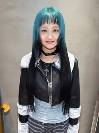 ロング カラー ♥️ブリーチ/ボブ/ レイヤー♥️maiのヘアスタイル