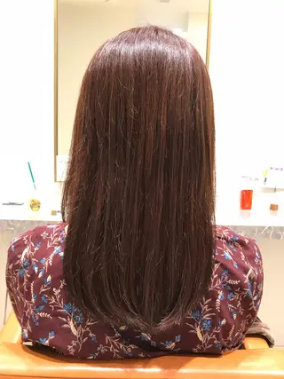 セミロング カラー 菅 由梨菜のヘアスタイル