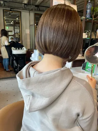 ショート カラー 上品な大人レイヤー 🍀渋谷🍀濱口敬太のヘアスタイル