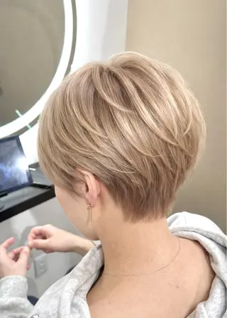 ショート 阪神尼崎駅徒歩2分 半個室サロン　小田稔のヘアスタイル