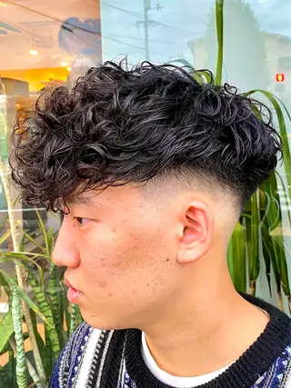 ミディアム パーマ メンズ 谷口 悠生のヘアスタイル