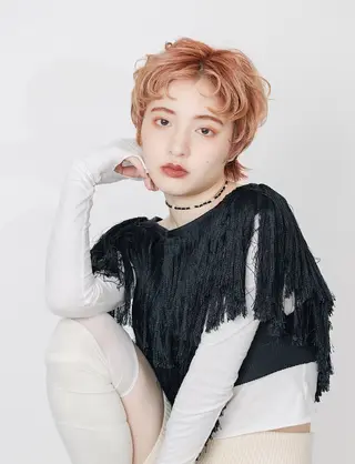 ショート カラー Lino by hoNuaのヘアスタイル