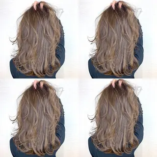 セミロング カラー 韓国レイヤーカット/ ダブルカラーのヘアスタイル