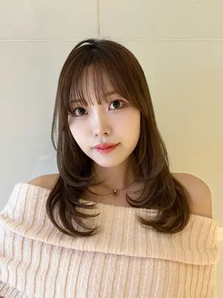ミディアム Ayano‪‪🎀似 合わせ×透明感🎀のヘアスタイル