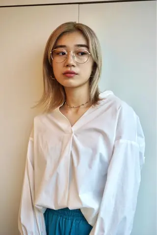 ミディアム カラー ナガス カズアキのヘアスタイル