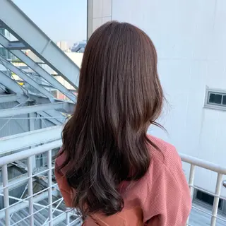 ロング カラー 🩵ブリーチカラー 🐈MIORI🩵のヘアスタイル