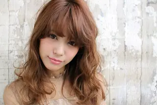 セミロング onishi yoshinaoのヘアスタイル