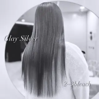 カラー 🤍ハイトーン寒色 🤍MADOKAのヘアスタイル