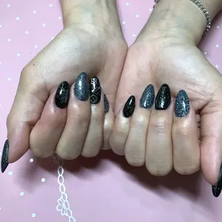 ミディアム ネイル 《LB》ラブリエ Nail&eyeのマツエク・マツパデザイン