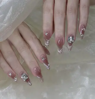 ネイル 🍑 momo_nailのネイルデザイン