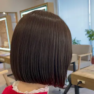 ショート カラー 小田 亮のヘアスタイル