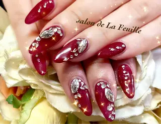 セミロング サロンドラフィーユ LAFEUILLEのネイルデザイン