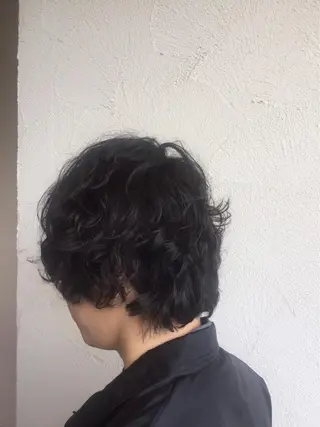 ショート パーマ メンズ 山下 襟華のヘアスタイル