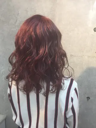 ミディアム カラー 及川 光のヘアスタイル