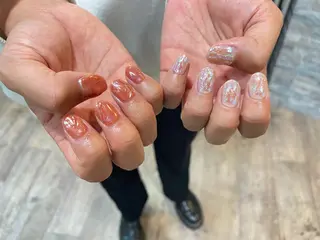 ネイル はばすみれ🎀ﾈｲﾙ 光ﾌｪｲｼｬﾙ ﾍｱのネイルデザイン