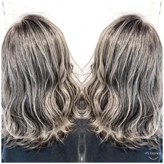 ロング 🌼おがわたくや🌼 髪質改善のヘアスタイル