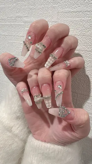 ネイル D-BEAUTY Nailsalonのネイルデザイン