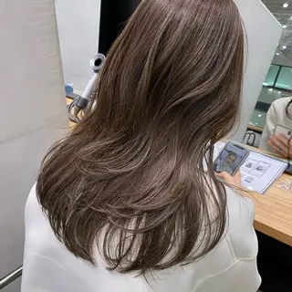 ミディアム カラー 艶髪✨×顔周りカット 🧚ナツホのヘアスタイル