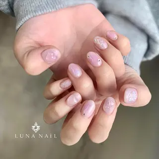 ネイル アトリエ　ミモザ所属・いまむら あかりのネイルデザイン