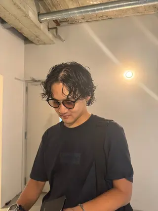 ショート パーマ 森田 鴻之介のヘアスタイル