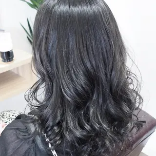 ロング カラー 土屋 貴章のヘアスタイル